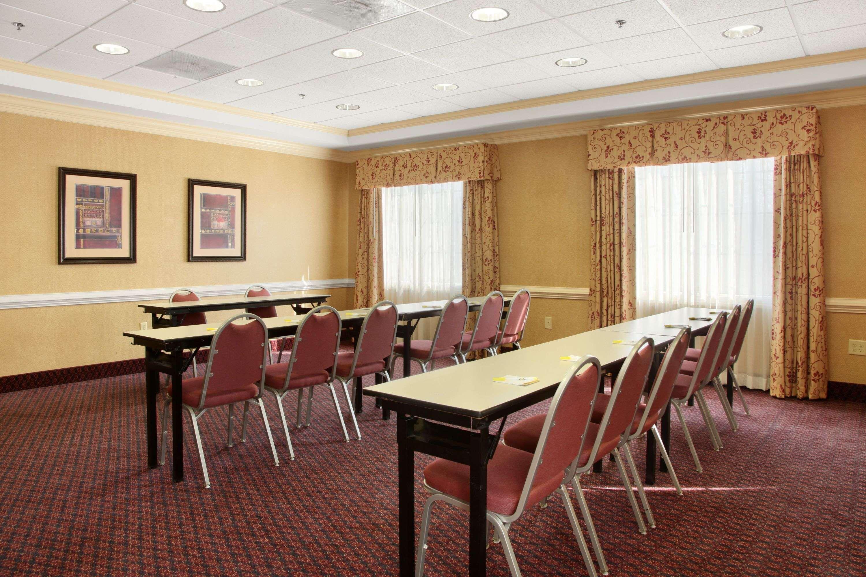 Days Inn By Wyndham Alta Vista Altavista Facilities photo